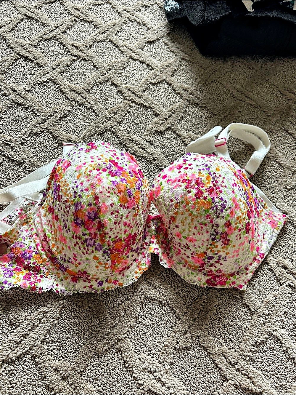 Victoria's Secret Dream Angels Lined Demi Bra Floral Lace